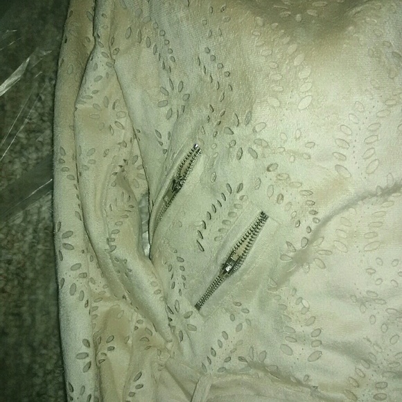 Endless Rose crop jacket - Final Price 😊 - Picture 8 of 8